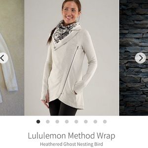 Lululemon Method Wrap
